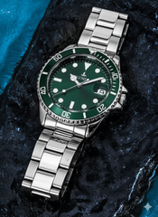 Silver & Green – Premium Automatic Timepiece